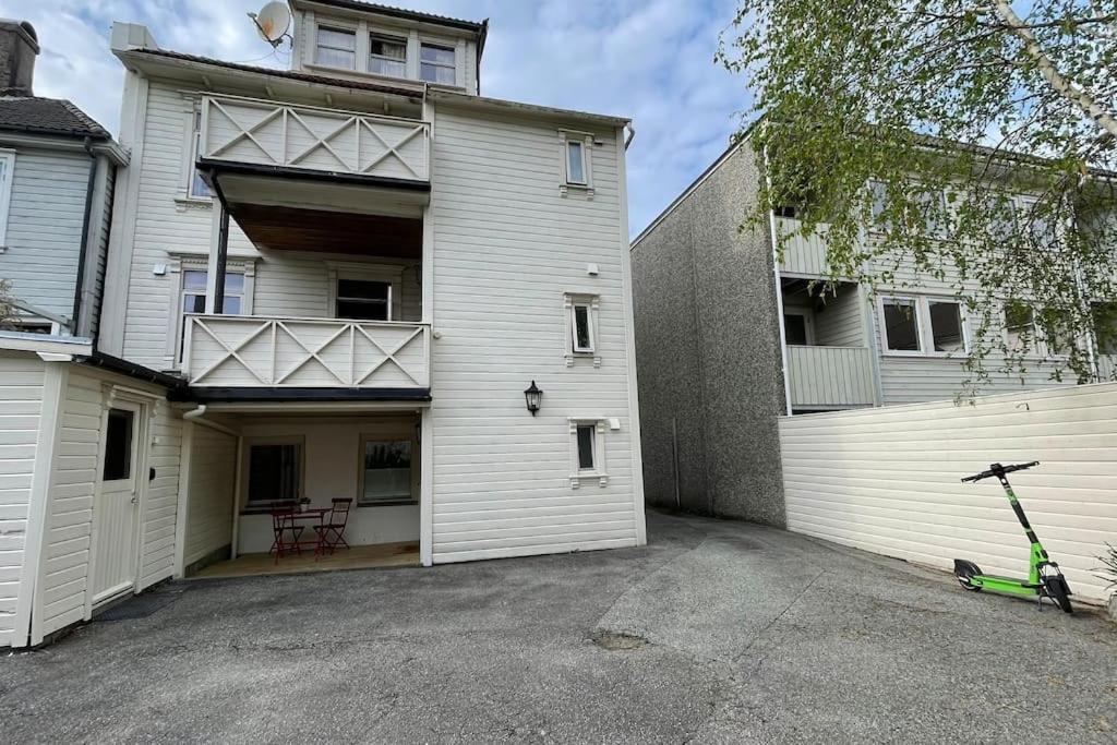 Ledaal Place 1 By Stavanger